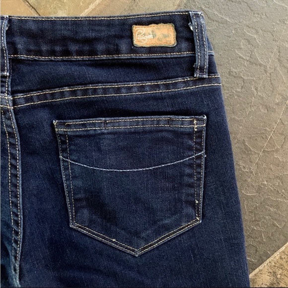 PAIGE•Size 27•Laurel Canyon Bootcut Jeans•Dark Rinse Wash•Very Gently Worn🌼 - Picture 10 of 12